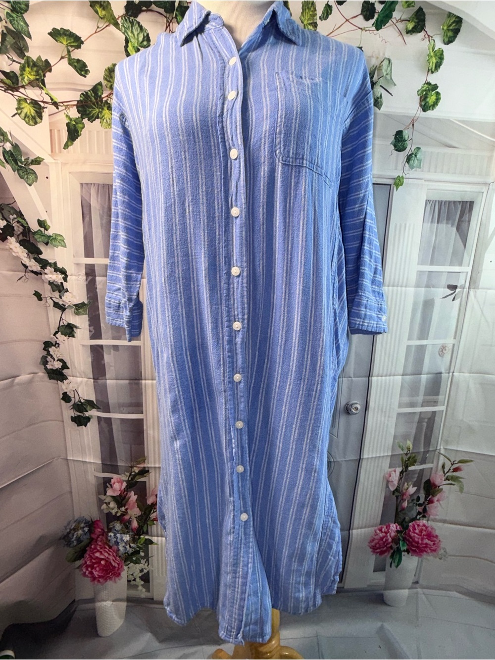 1035-Universal Thread Blue Striped Button-Front Nightshirt